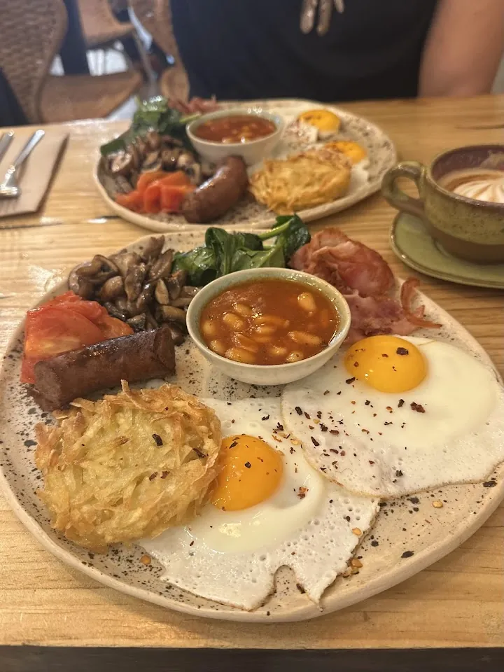 The Big ARAU, a full brunch